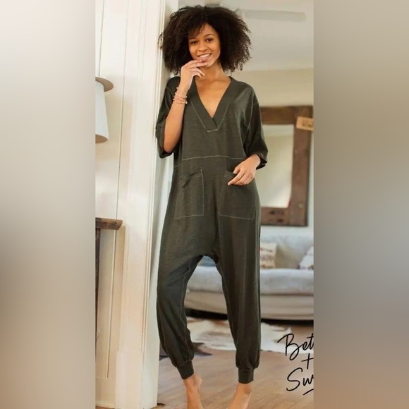 XS Natural Life Charlie Jumpsuit “better than sweats” cotton deep v neck - Picture 5 of 10